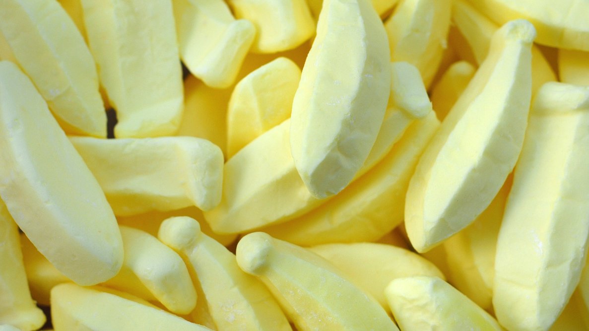 Pentyletanoat är en ester som ger skumbananerna deras smak.